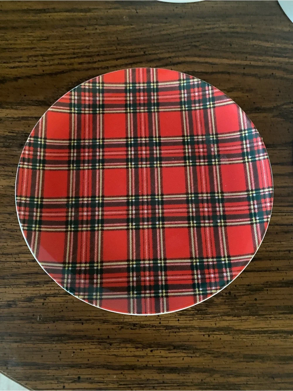 Pier 1 Imports Tartan Plaid Salad Dessert Plates 8.5